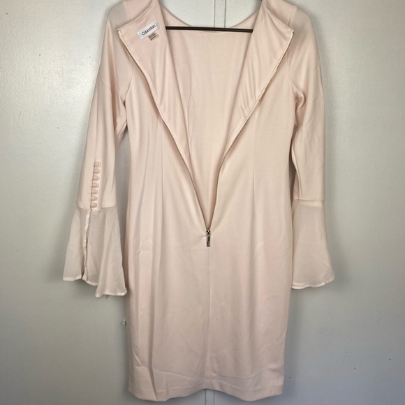 Calvin Klein Dress. - Picture 3 of 7